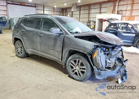 2020 Jeep Compass Latitude z USA, uszkodzony, nr VIN 3C4NJDBBXLT251835
